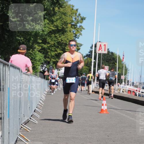 17.08.2025 - KN Förde Triathlon 2025 KatJ http://msf.ph/oto/8604223 17.08.2025 13:47:06 Laufen 483 meine-sportfotos.de