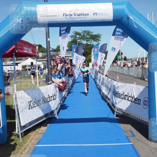 17.08.2025 - KN Förde Triathlon 2025 MichiJ http://msf.ph/oto/8604234 17.08.2025 14:19:12 Laufen 518 meine-sportfotos.de