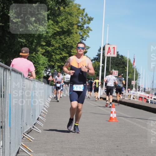 17.08.2025 - KN Förde Triathlon 2025 KatJ http://msf.ph/oto/8604238 17.08.2025 13:47:06 Laufen 483 meine-sportfotos.de