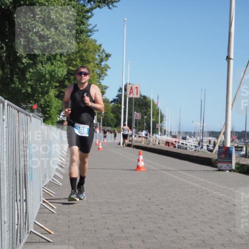 17.08.2025 - KN Förde Triathlon 2025 KatJ http://msf.ph/oto/8604244 17.08.2025 11:57:27 Laufen 368 meine-sportfotos.de