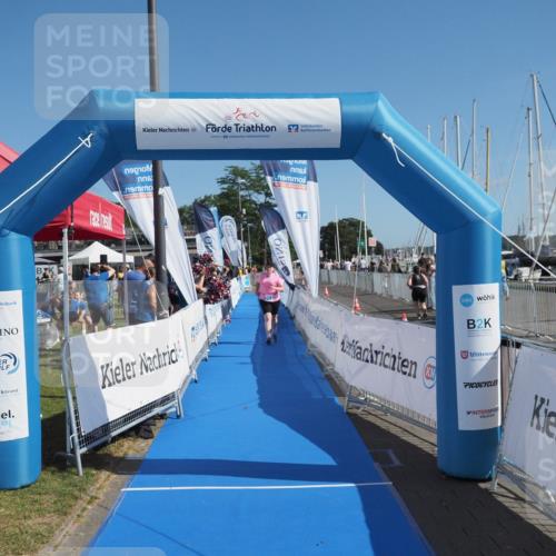 17.08.2025 - KN Förde Triathlon 2025 MichiJ http://msf.ph/oto/8604270 17.08.2025 11:02:19 Laufen 251 meine-sportfotos.de