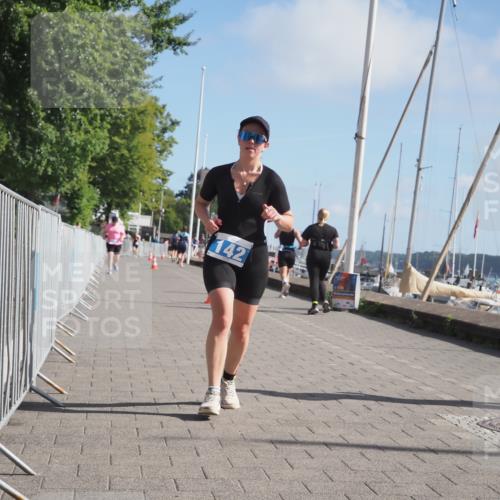 17.08.2025 - KN Förde Triathlon 2025 KatJ http://msf.ph/oto/8604301 17.08.2025 10:27:20 Laufen 142 meine-sportfotos.de