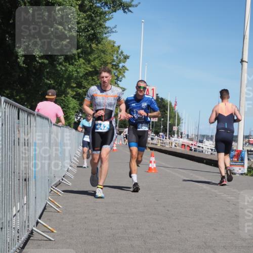 17.08.2025 - KN Förde Triathlon 2025 KatJ http://msf.ph/oto/8604372 17.08.2025 13:47:18 Laufen 442, 469, 480 meine-sportfotos.de