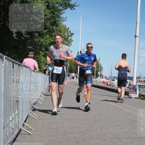 17.08.2025 - KN Förde Triathlon 2025 KatJ http://msf.ph/oto/8604392 17.08.2025 13:47:18 Laufen 442, 469, 480 meine-sportfotos.de