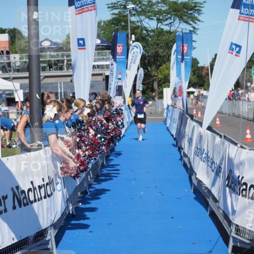17.08.2025 - KN Förde Triathlon 2025 MichiJ http://msf.ph/oto/8604421 17.08.2025 14:21:55 Laufen  meine-sportfotos.de