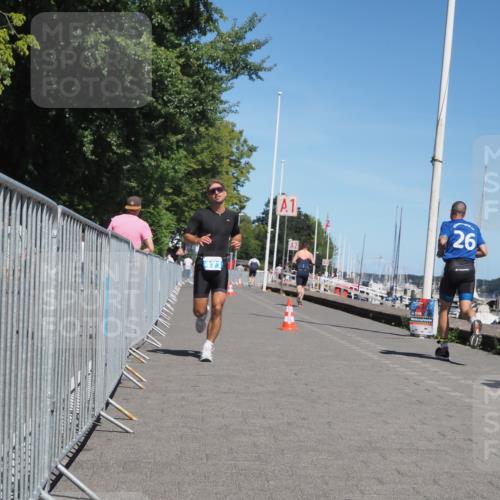 17.08.2025 - KN Förde Triathlon 2025 KatJ http://msf.ph/oto/8604525 17.08.2025 13:47:26 Laufen 469, 471 meine-sportfotos.de