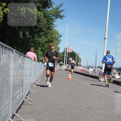 17.08.2025 - KN Förde Triathlon 2025 KatJ http://msf.ph/oto/8604533 17.08.2025 13:47:26 Laufen 469, 471 meine-sportfotos.de