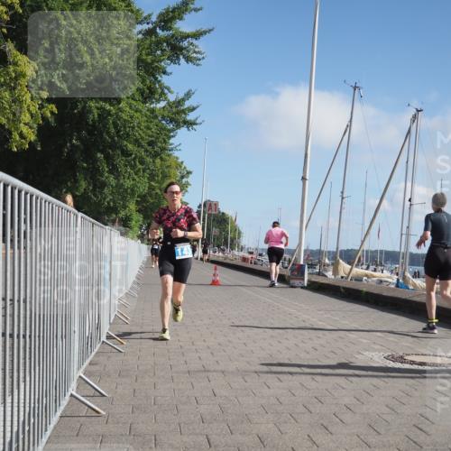 17.08.2025 - KN Förde Triathlon 2025 KatJ http://msf.ph/oto/8604543 17.08.2025 10:27:45 Laufen 143 meine-sportfotos.de