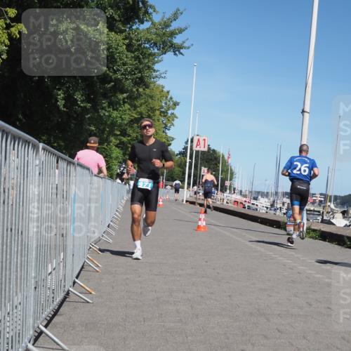 17.08.2025 - KN Förde Triathlon 2025 KatJ http://msf.ph/oto/8604549 17.08.2025 13:47:26 Laufen 469, 471 meine-sportfotos.de