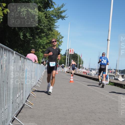 17.08.2025 - KN Förde Triathlon 2025 KatJ http://msf.ph/oto/8604561 17.08.2025 13:47:27 Laufen 471 meine-sportfotos.de