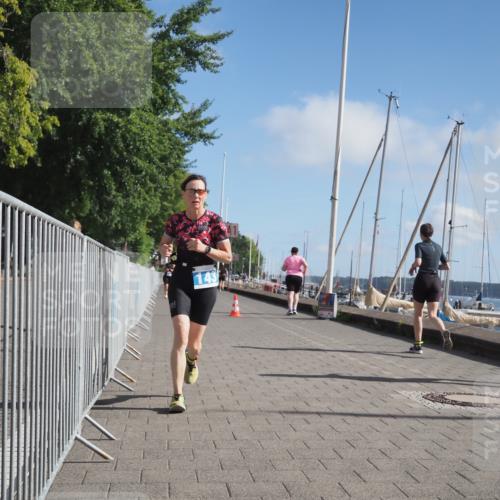 17.08.2025 - KN Förde Triathlon 2025 KatJ http://msf.ph/oto/8604564 17.08.2025 10:27:45 Laufen 143 meine-sportfotos.de