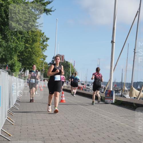 17.08.2025 - KN Förde Triathlon 2025 KatJ http://msf.ph/oto/8604602 17.08.2025 10:27:54 Laufen 176, 189, 208, 237 meine-sportfotos.de