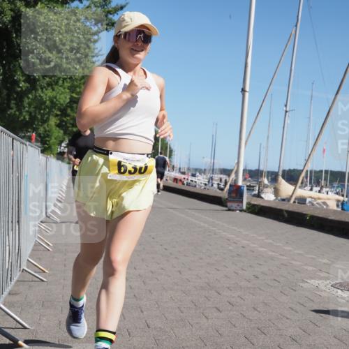 17.08.2025 - KN Förde Triathlon 2025 KatJ http://msf.ph/oto/8604637 17.08.2025 11:57:51 Laufen 372, 610, 624, 630 meine-sportfotos.de