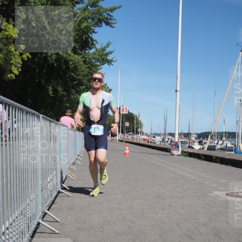 17.08.2025 - KN Förde Triathlon 2025 KatJ http://msf.ph/oto/8604767 17.08.2025 13:47:46 Laufen 434, 450 meine-sportfotos.de