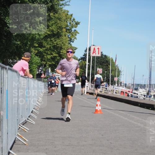 17.08.2025 - KN Förde Triathlon 2025 KatJ http://msf.ph/oto/8604819 17.08.2025 13:48:01 Laufen 458, 504 meine-sportfotos.de