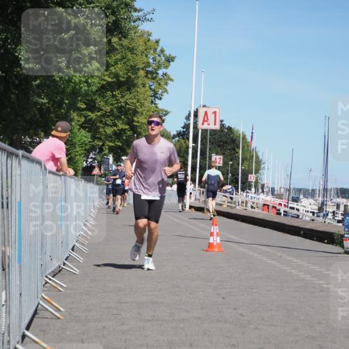 17.08.2025 - KN Förde Triathlon 2025 KatJ http://msf.ph/oto/8604828 17.08.2025 13:48:01 Laufen 458, 504 meine-sportfotos.de