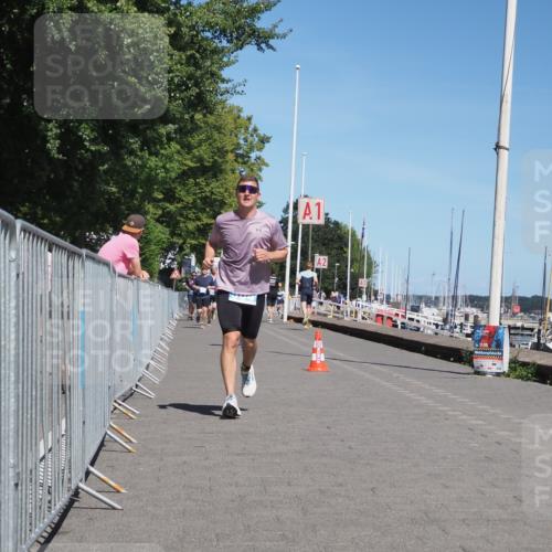17.08.2025 - KN Förde Triathlon 2025 KatJ http://msf.ph/oto/8604848 17.08.2025 13:48:02 Laufen 458, 504 meine-sportfotos.de