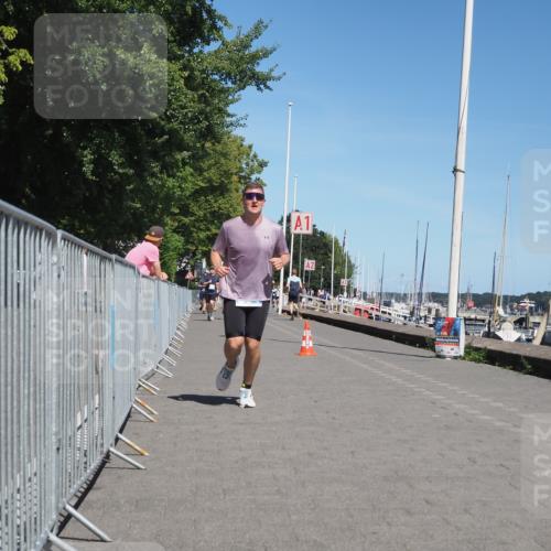 17.08.2025 - KN Förde Triathlon 2025 KatJ http://msf.ph/oto/8604858 17.08.2025 13:48:02 Laufen 458, 504 meine-sportfotos.de