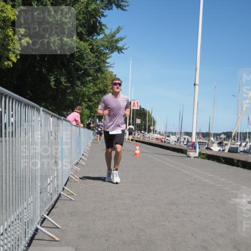 17.08.2025 - KN Förde Triathlon 2025 KatJ http://msf.ph/oto/8604873 17.08.2025 13:48:03 Laufen 458, 501, 504 meine-sportfotos.de