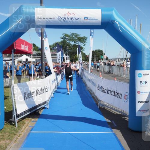 17.08.2025 - KN Förde Triathlon 2025 MichiJ http://msf.ph/oto/8604882 17.08.2025 12:21:39 Laufen 294, 610 meine-sportfotos.de