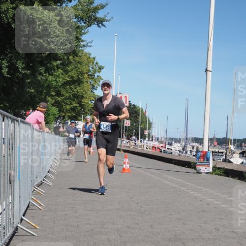 17.08.2025 - KN Förde Triathlon 2025 KatJ http://msf.ph/oto/8604948 17.08.2025 13:48:06 Laufen 458, 501, 504 meine-sportfotos.de