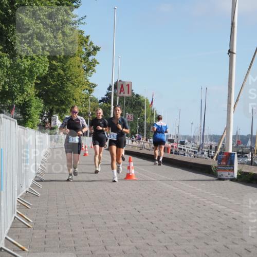 17.08.2025 - KN Förde Triathlon 2025 KatJ http://msf.ph/oto/8605036 17.08.2025 10:28:32 Laufen 144, 156, 163 meine-sportfotos.de