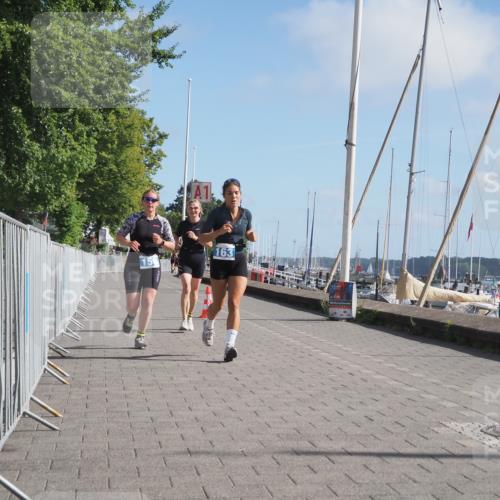 17.08.2025 - KN Förde Triathlon 2025 KatJ http://msf.ph/oto/8605123 17.08.2025 10:28:35 Laufen 144, 156, 163 meine-sportfotos.de