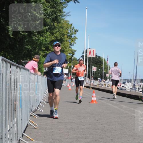 17.08.2025 - KN Förde Triathlon 2025 KatJ http://msf.ph/oto/8605129 17.08.2025 13:48:14 Laufen 436, 501, 522, 541 meine-sportfotos.de