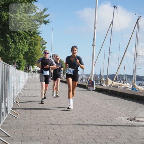17.08.2025 - KN Förde Triathlon 2025 KatJ http://msf.ph/oto/8605168 17.08.2025 10:28:36 Laufen 144, 156, 163 meine-sportfotos.de