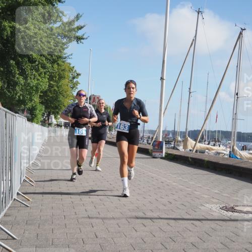 17.08.2025 - KN Förde Triathlon 2025 KatJ http://msf.ph/oto/8605175 17.08.2025 10:28:36 Laufen 144, 156, 163 meine-sportfotos.de