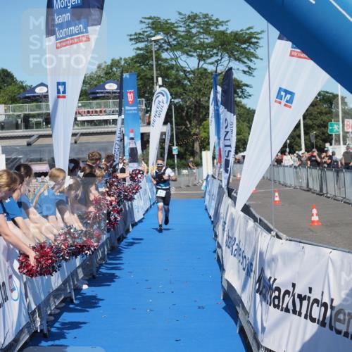 17.08.2025 - KN Förde Triathlon 2025 MichiJ http://msf.ph/oto/8605182 17.08.2025 14:24:10 Laufen  meine-sportfotos.de