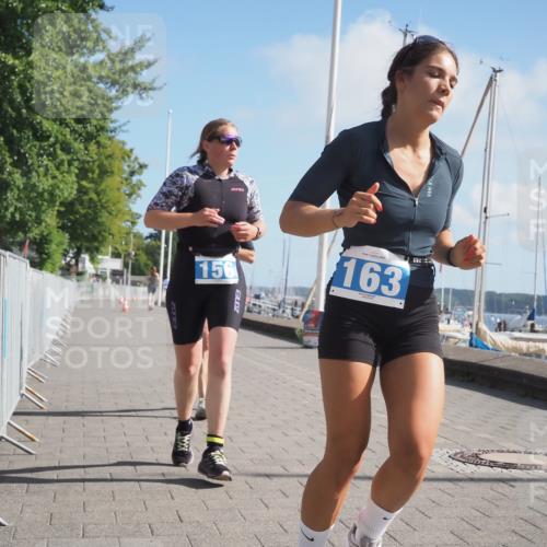 17.08.2025 - KN Förde Triathlon 2025 KatJ http://msf.ph/oto/8605211 17.08.2025 10:28:38 Laufen 144, 156, 163 meine-sportfotos.de