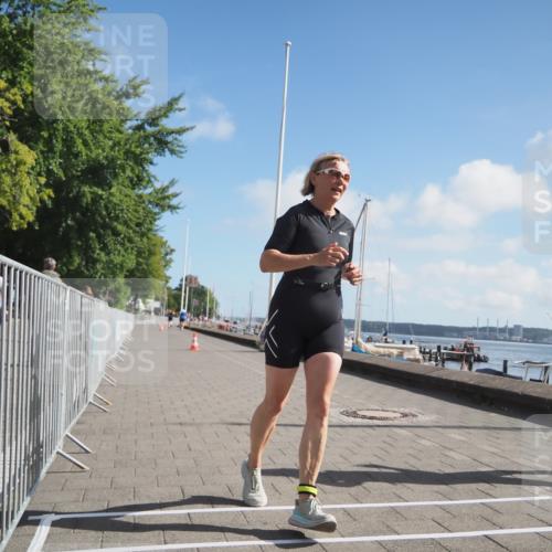 17.08.2025 - KN Förde Triathlon 2025 KatJ http://msf.ph/oto/8605259 17.08.2025 10:28:40 Laufen 144, 156, 163 meine-sportfotos.de