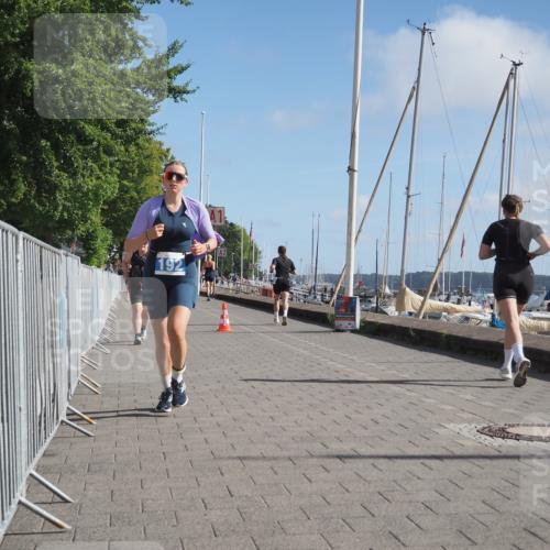 17.08.2025 - KN Förde Triathlon 2025 KatJ http://msf.ph/oto/8605349 17.08.2025 10:29:40 Laufen 160, 192, 194 meine-sportfotos.de