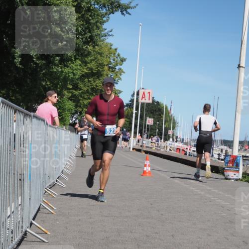 17.08.2025 - KN Förde Triathlon 2025 KatJ http://msf.ph/oto/8605433 17.08.2025 13:48:46 Laufen 518, 523, 544 meine-sportfotos.de