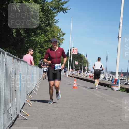 17.08.2025 - KN Förde Triathlon 2025 KatJ http://msf.ph/oto/8605460 17.08.2025 13:48:47 Laufen 437, 523 meine-sportfotos.de