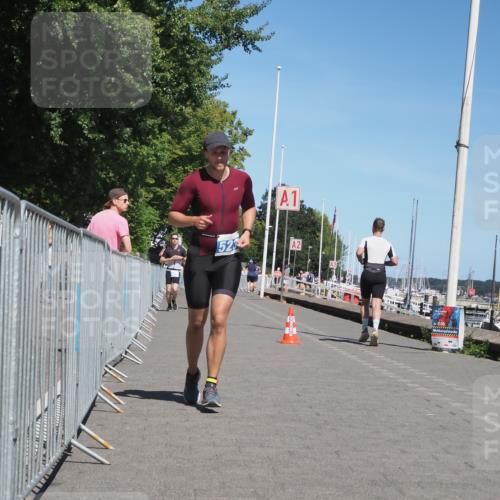 17.08.2025 - KN Förde Triathlon 2025 KatJ http://msf.ph/oto/8605467 17.08.2025 13:48:47 Laufen 437, 523 meine-sportfotos.de