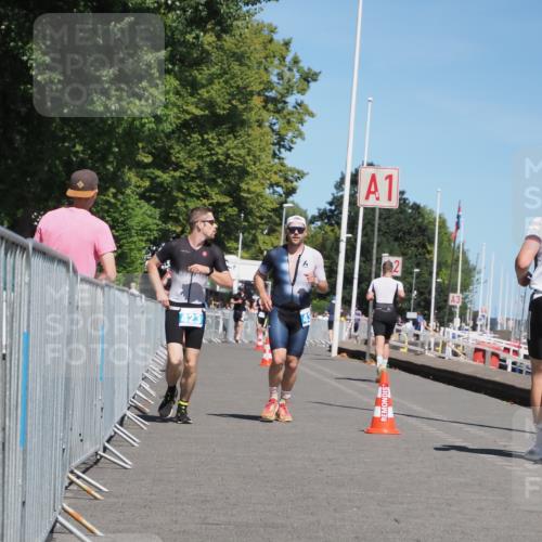 17.08.2025 - KN Förde Triathlon 2025 KatJ http://msf.ph/oto/8605479 17.08.2025 13:48:51 Laufen 423, 437, 523 meine-sportfotos.de