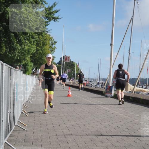 17.08.2025 - KN Förde Triathlon 2025 KatJ http://msf.ph/oto/8605488 17.08.2025 10:29:54 Laufen 201, 205 meine-sportfotos.de
