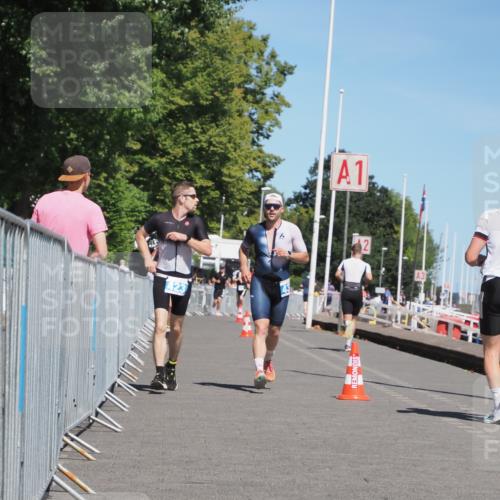 17.08.2025 - KN Förde Triathlon 2025 KatJ http://msf.ph/oto/8605489 17.08.2025 13:48:51 Laufen 423, 437, 523 meine-sportfotos.de