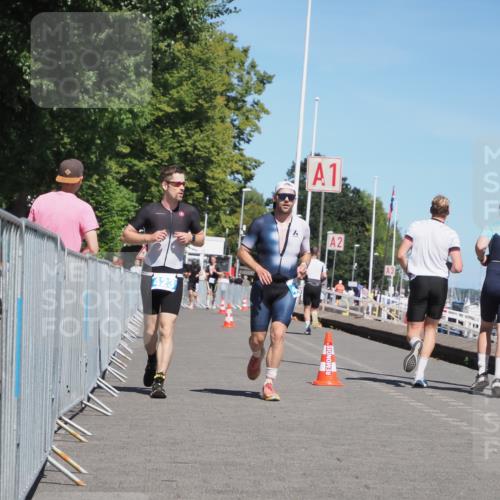 17.08.2025 - KN Förde Triathlon 2025 KatJ http://msf.ph/oto/8605534 17.08.2025 13:48:53 Laufen 423, 437 meine-sportfotos.de