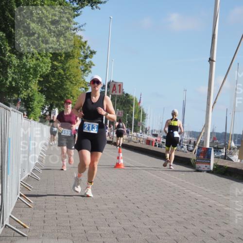 17.08.2025 - KN Förde Triathlon 2025 KatJ http://msf.ph/oto/8605601 17.08.2025 10:30:05 Laufen 155, 201, 213, 220 meine-sportfotos.de