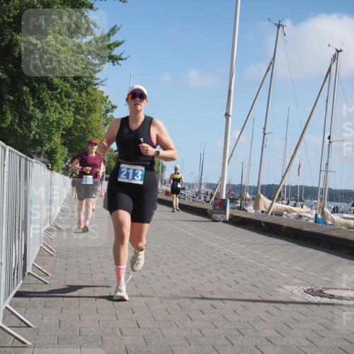 17.08.2025 - KN Förde Triathlon 2025 KatJ http://msf.ph/oto/8605661 17.08.2025 10:30:07 Laufen 155, 213, 220 meine-sportfotos.de