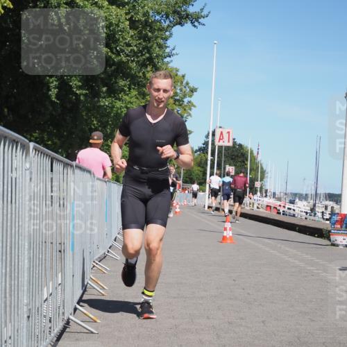 17.08.2025 - KN Förde Triathlon 2025 KatJ http://msf.ph/oto/8605767 17.08.2025 13:49:02 Laufen 453, 531 meine-sportfotos.de