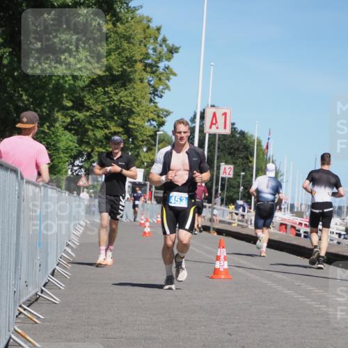 17.08.2025 - KN Förde Triathlon 2025 KatJ http://msf.ph/oto/8605790 17.08.2025 13:49:07 Laufen 453, 508 meine-sportfotos.de