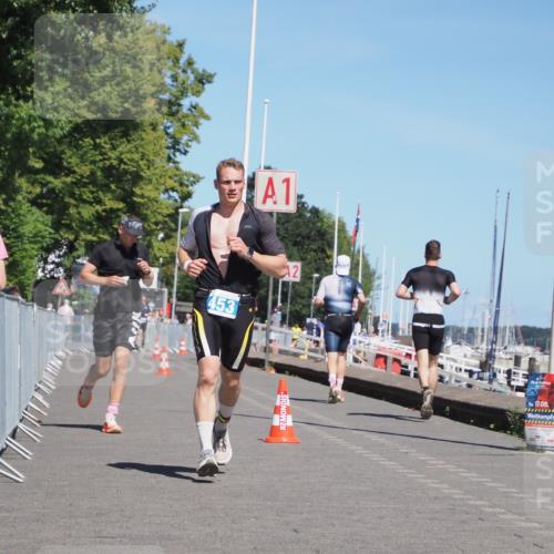 17.08.2025 - KN Förde Triathlon 2025 KatJ http://msf.ph/oto/8605814 17.08.2025 13:49:08 Laufen 453, 508 meine-sportfotos.de