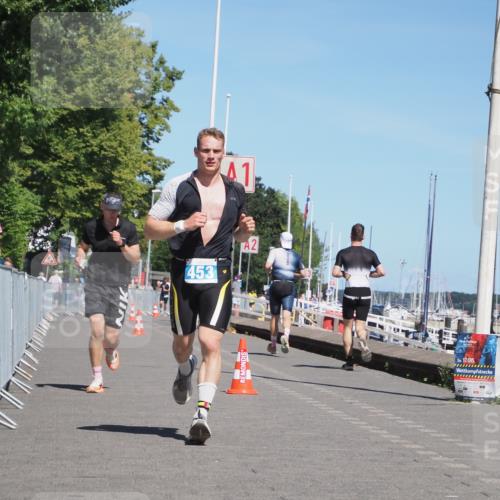 17.08.2025 - KN Förde Triathlon 2025 KatJ http://msf.ph/oto/8605833 17.08.2025 13:49:08 Laufen 453, 508 meine-sportfotos.de