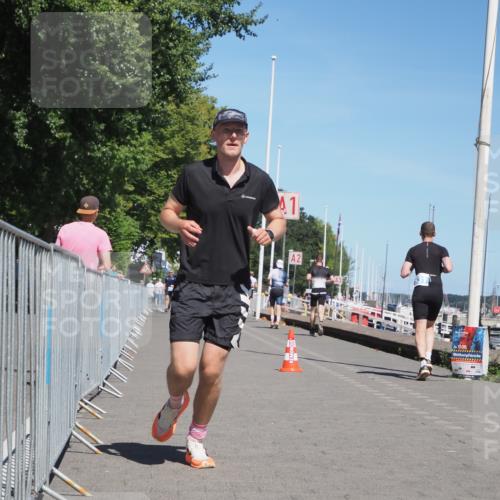 17.08.2025 - KN Förde Triathlon 2025 KatJ http://msf.ph/oto/8605896 17.08.2025 13:49:12 Laufen 453, 508 meine-sportfotos.de