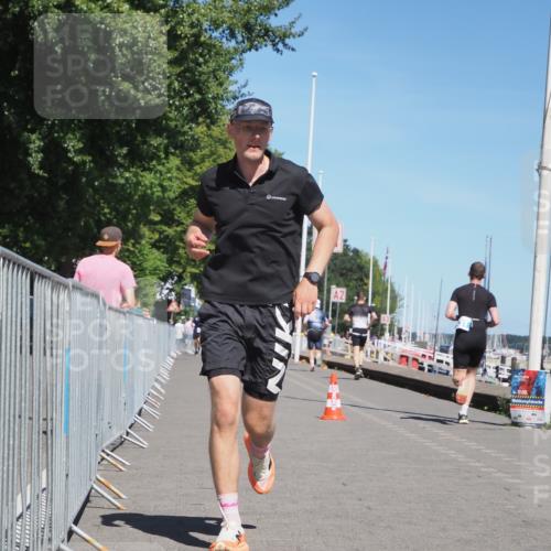 17.08.2025 - KN Förde Triathlon 2025 KatJ http://msf.ph/oto/8605910 17.08.2025 13:49:12 Laufen 453, 508 meine-sportfotos.de