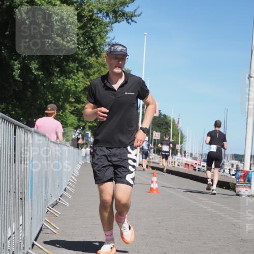 17.08.2025 - KN Förde Triathlon 2025 KatJ http://msf.ph/oto/8605915 17.08.2025 13:49:12 Laufen 453, 508 meine-sportfotos.de